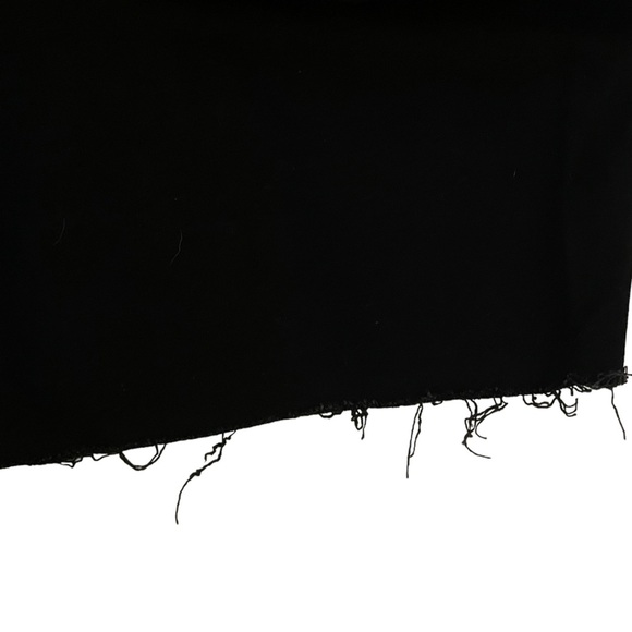 🔥⚫️NWT OLD NAVY size 22 frayed hem black denim shorts! Classic & stylish - Picture 3 of 8